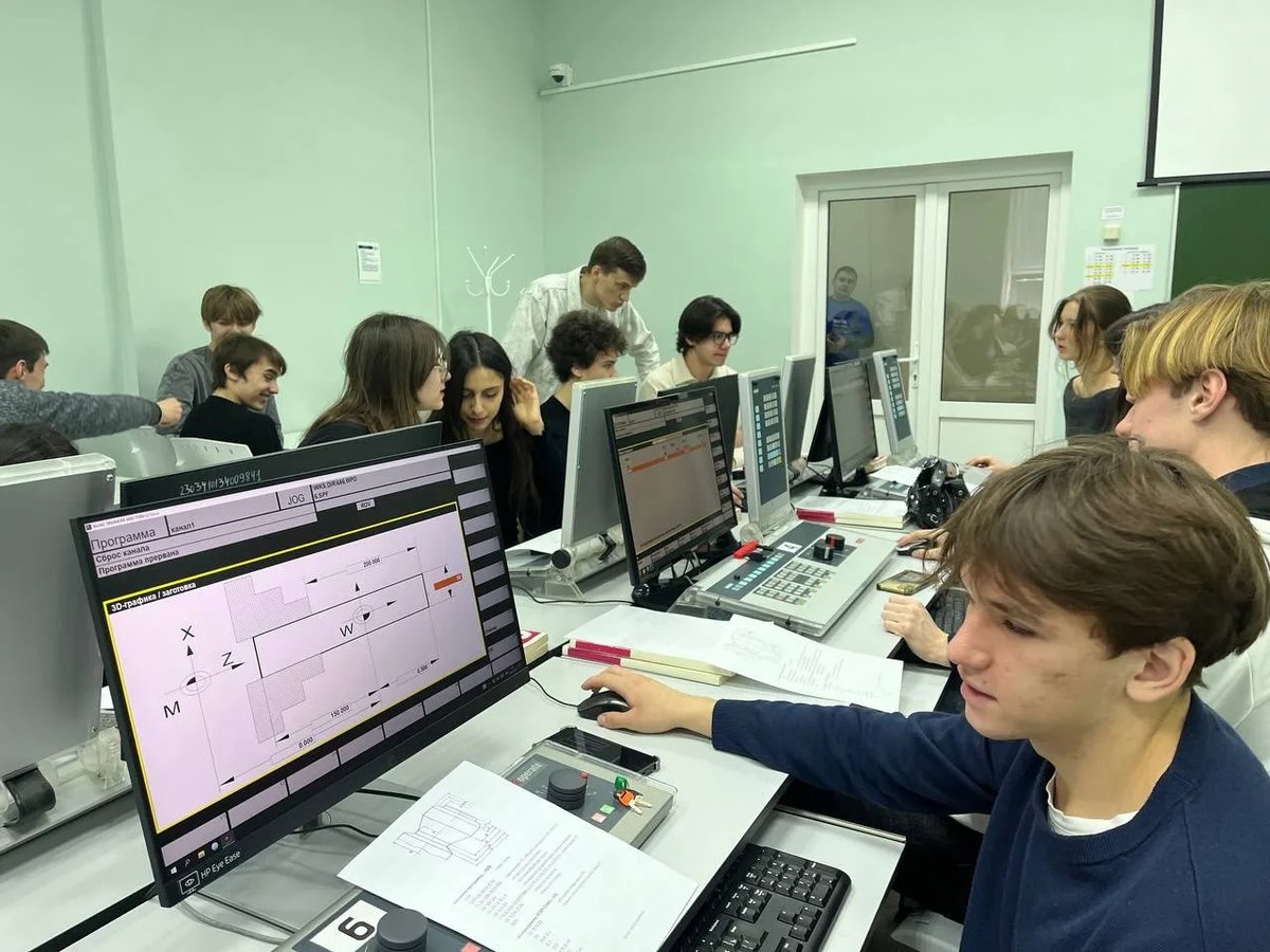 Погружение в будущее - незабываемая экскурсия в МИФИ!